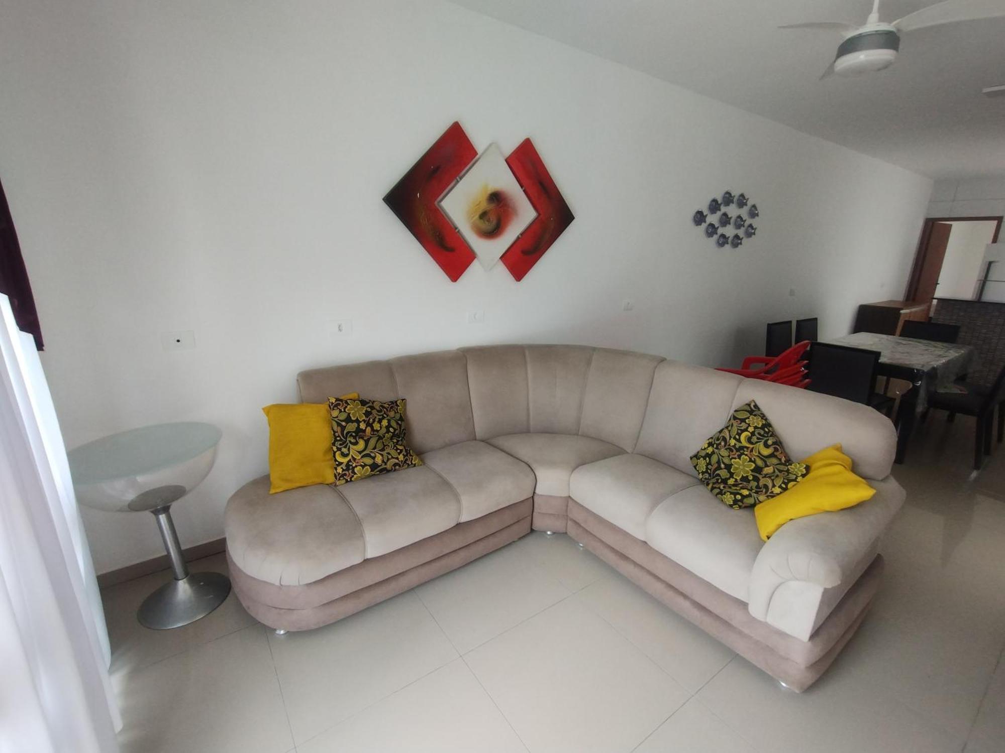 구아라투바 Casa A 300 Metros Do Mar Com Piscina 빌라 외부 사진