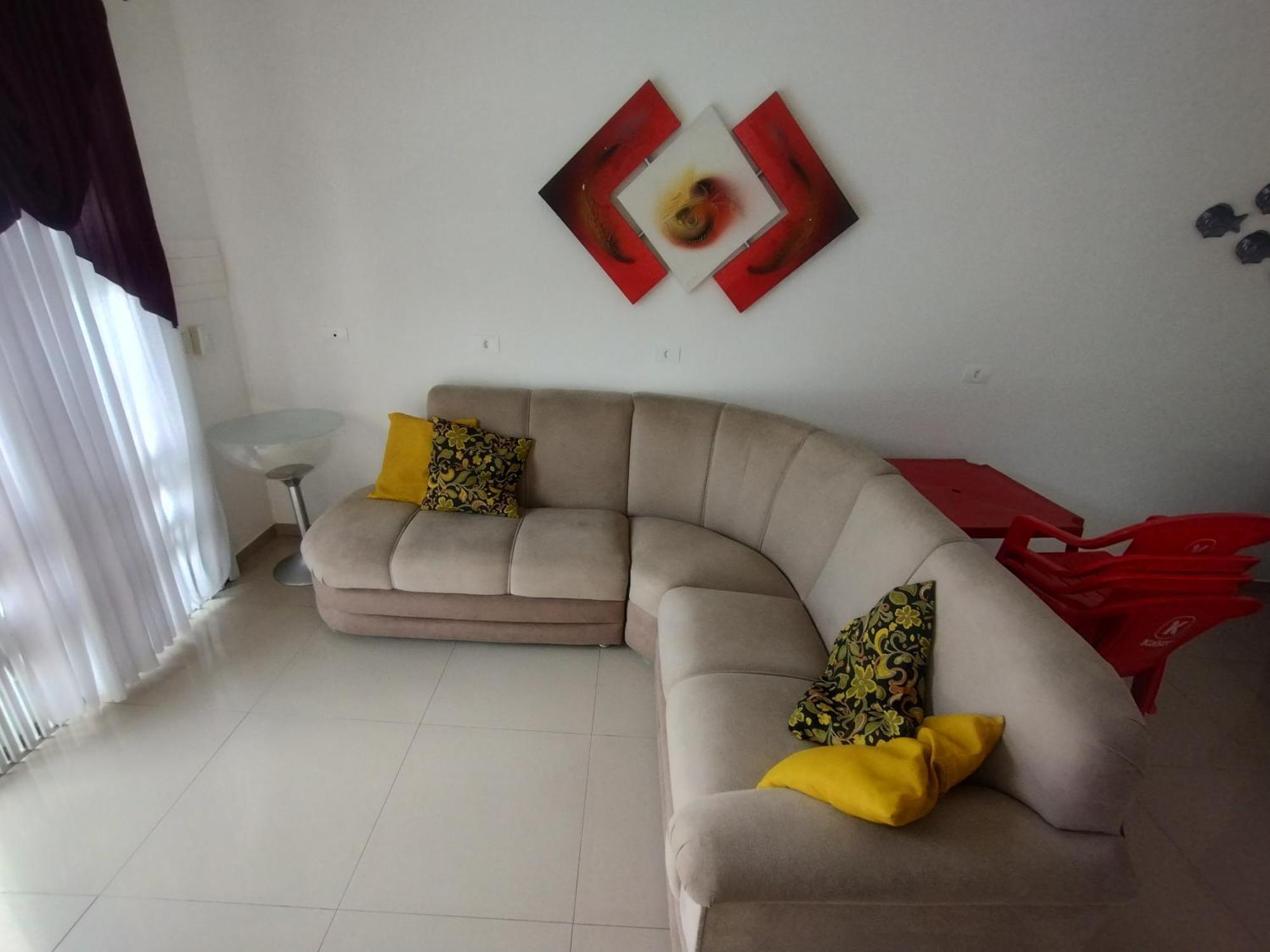 구아라투바 Casa A 300 Metros Do Mar Com Piscina 빌라 외부 사진